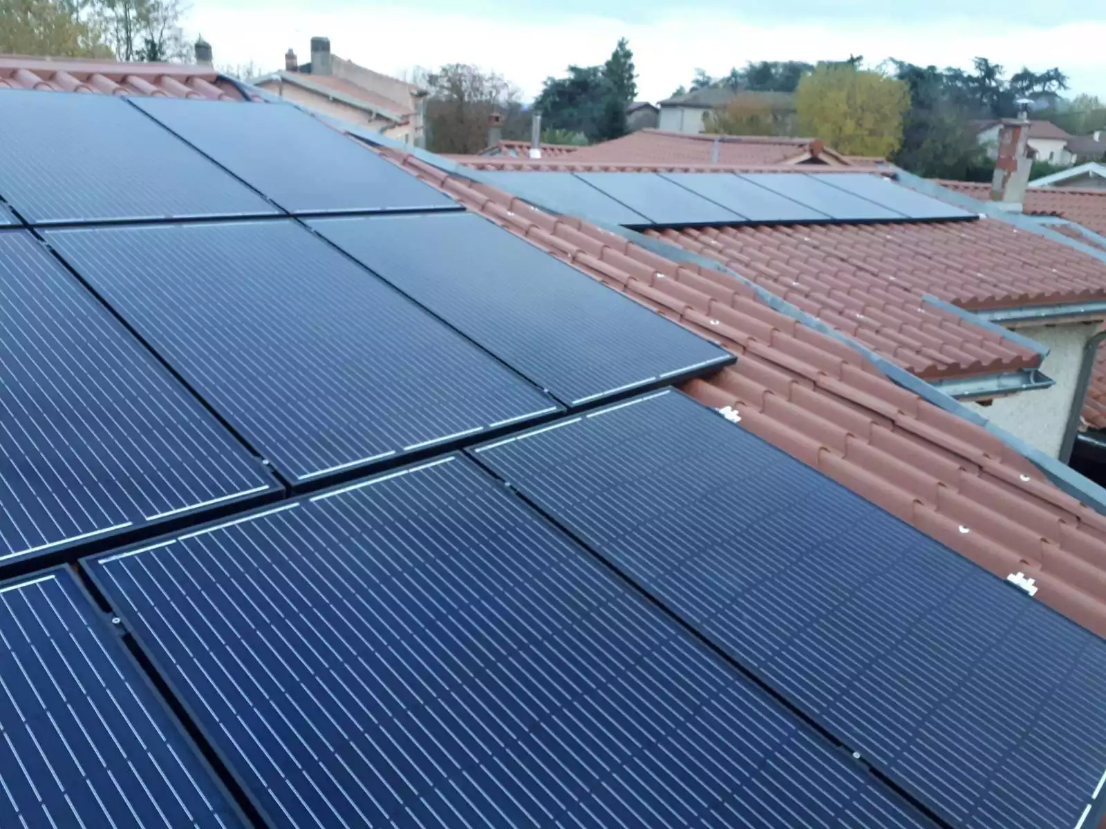 système solaire combiné, système solaire combiné : prix, système solaire combiné combiné pompe à chaleur, SSC